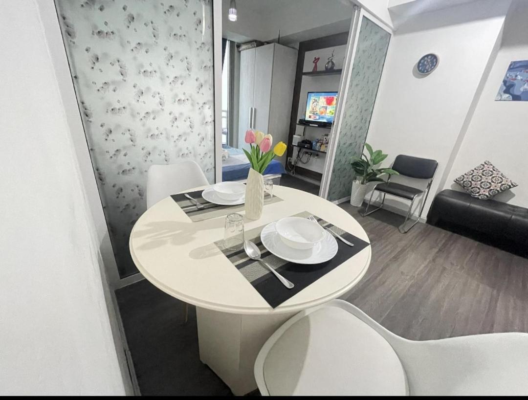 Azure Urban Resort With Wifi And Netflix Pasay Exterior photo